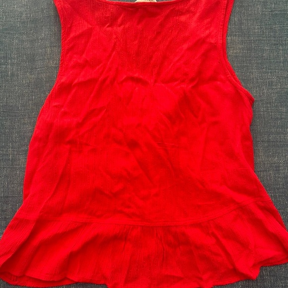 NWOT - American eagle top - Picture 2 of 2